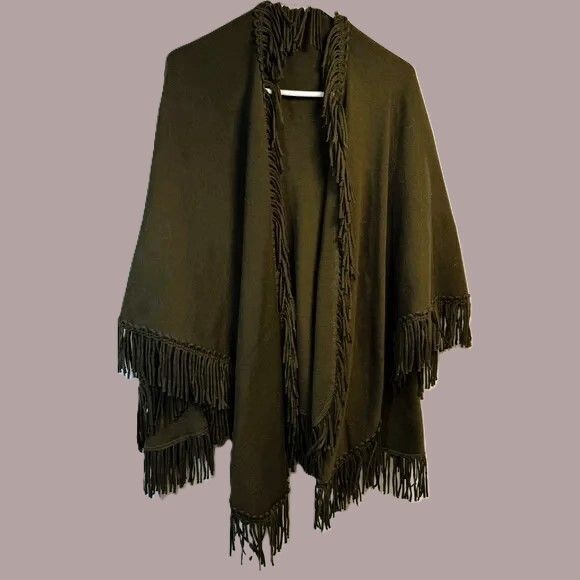 COLDWATER CREEK Fringe Knit Wrap Shawl Sage Green Cape Poncho One Size Brand NEW - Picture 7 of 16